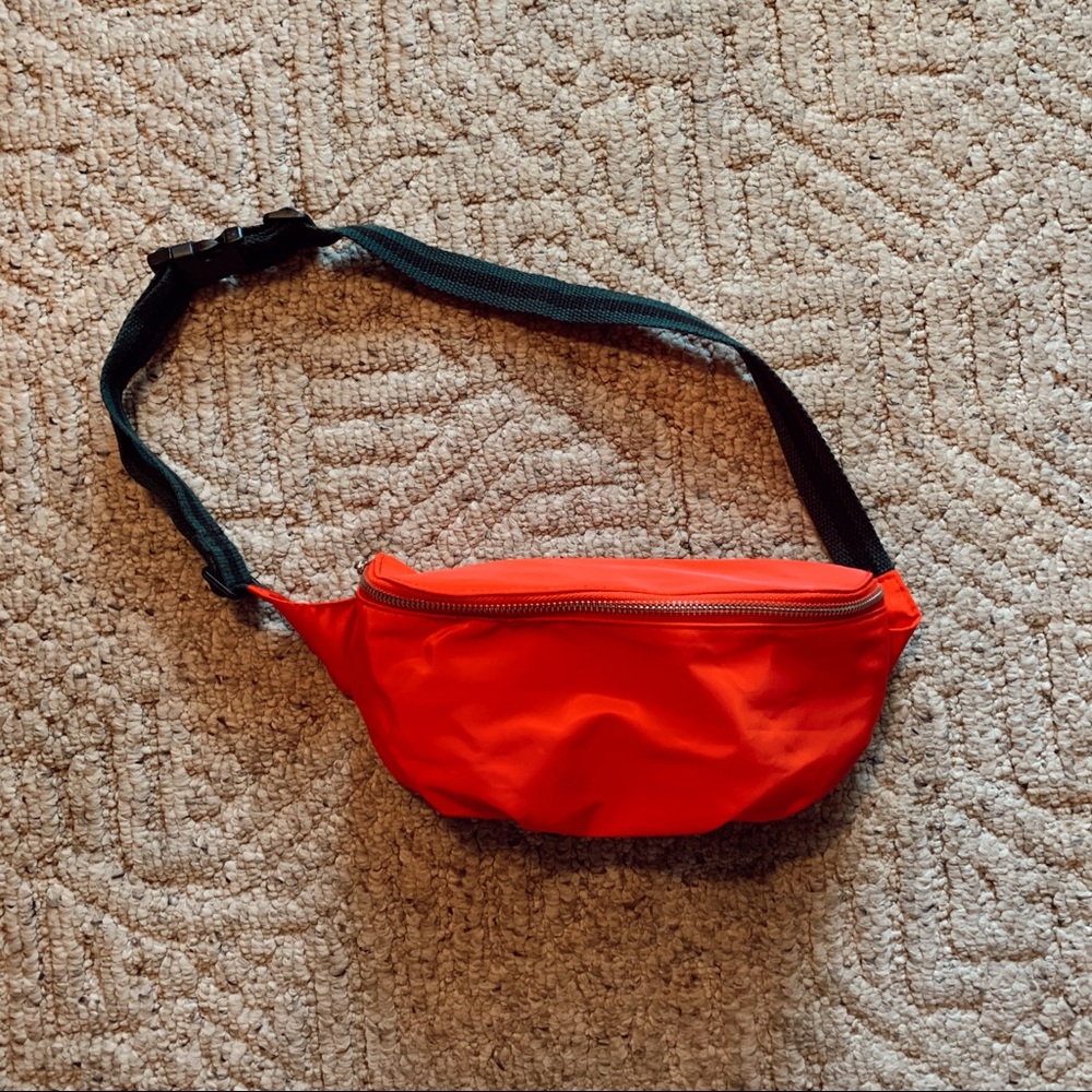 cherry red fanny pack 🍒